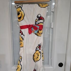 Winnie the pooh Christmas blanket